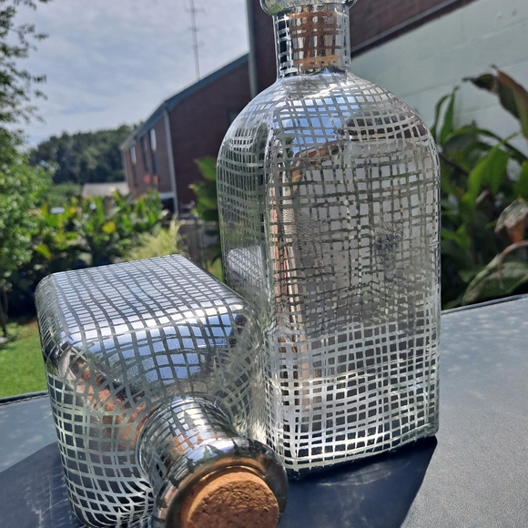 2 Plaid Jars - Picture 5 of 5